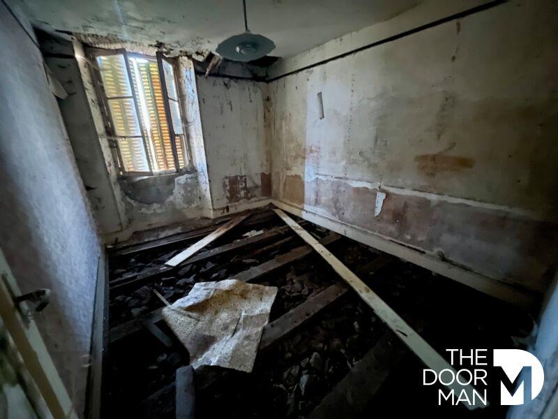 Ferme - 553 m² - 4 pièces