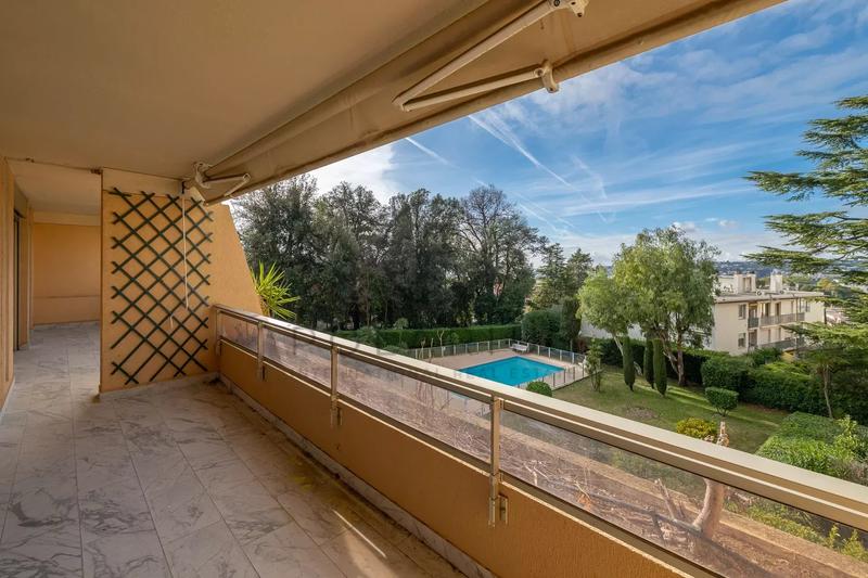 Villa sur toit - 152 m² - 4 pièces