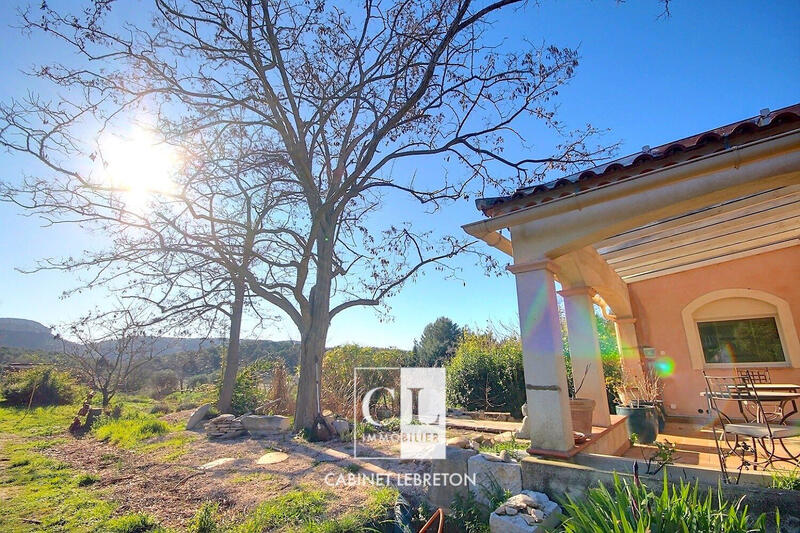 Villa - 205 m² - 5 pièces