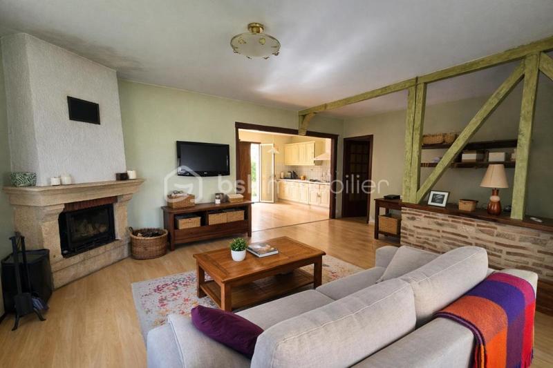 Maison - 90 m² - 4 pièces