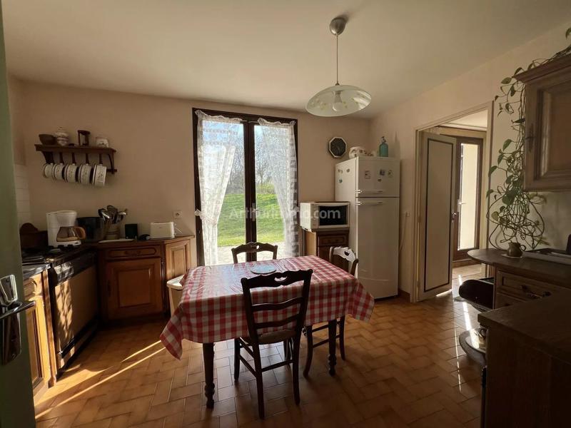 Maison - 92 m² - 5 pièces