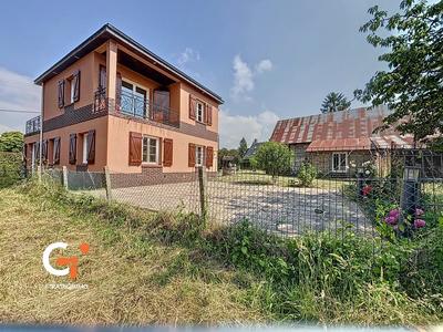 Maison - 240 m² - 8 pièces