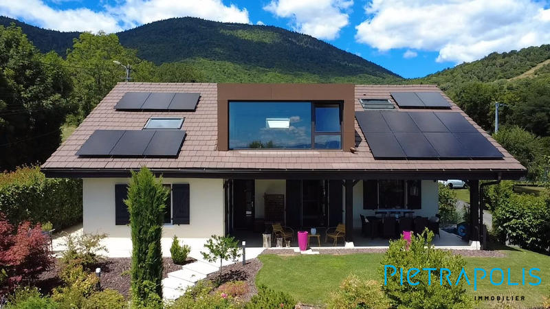 Villa - 195 m² - 6 pièces