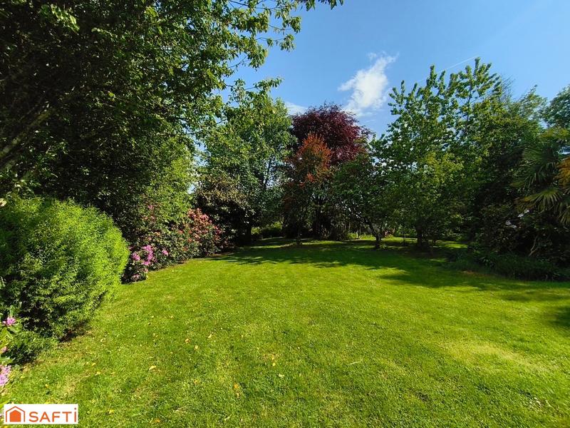 Maison - 159 m² - 7 pièces