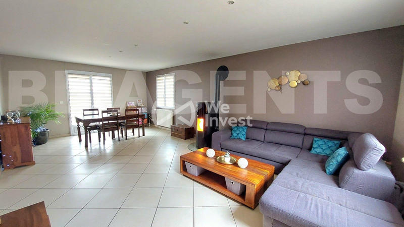 Maison - 177 m² - 9 pièces