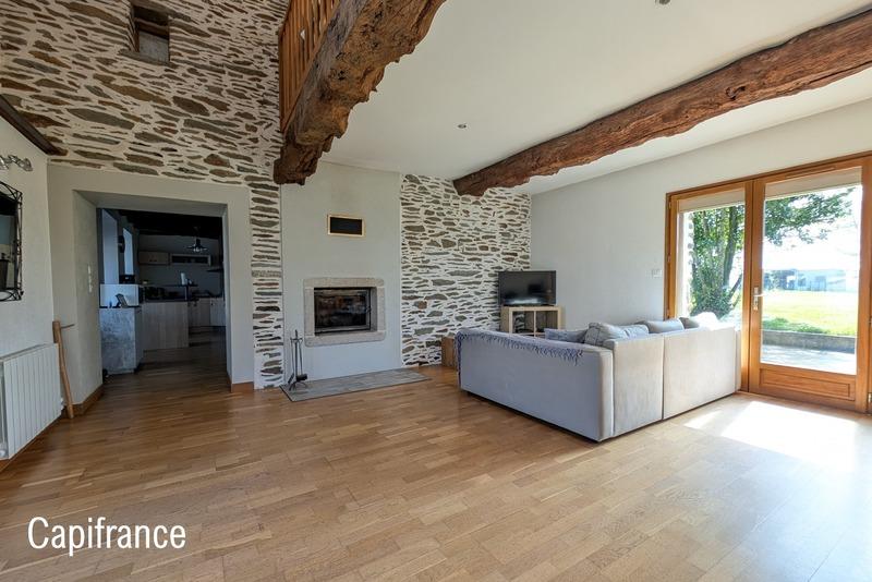 Maison - 140 m² - 6 pièces