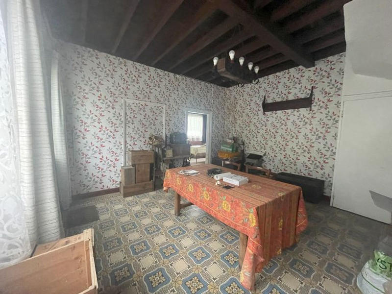 Maison - 90 m² - 5 pièces