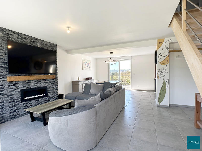 Maison - 100 m² - 5 pièces