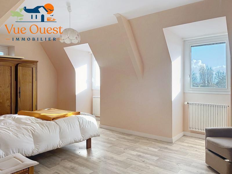 Maison - 122 m² - 5 pièces