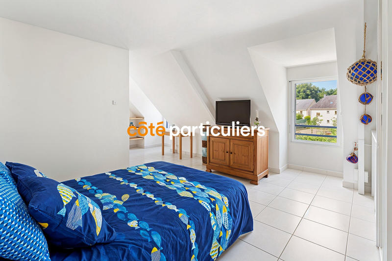 Maison - 286 m² - 10 pièces