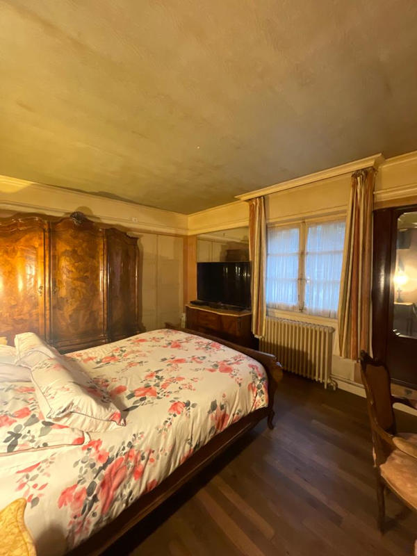 Propriété - 340 m² - 12 pièces