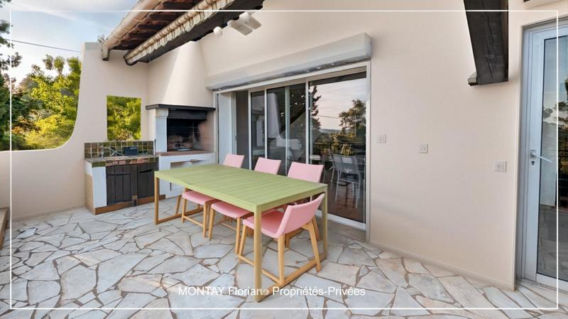 Maison - 151 m² - 6 pièces