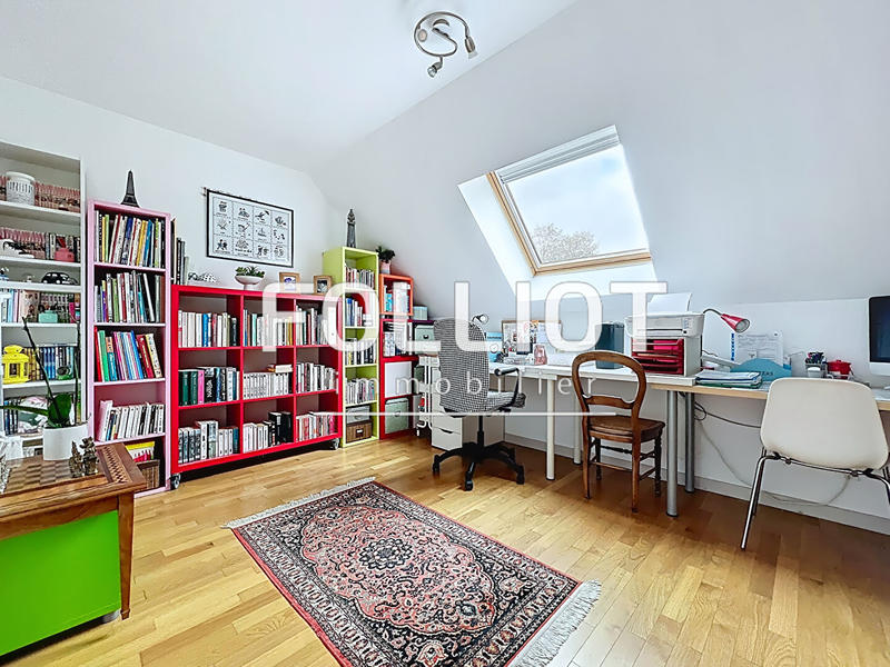 Maison - 162 m² - 8 pièces