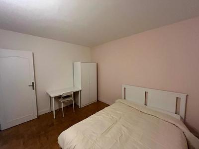 Chambre - 25 m² - 1 pièce