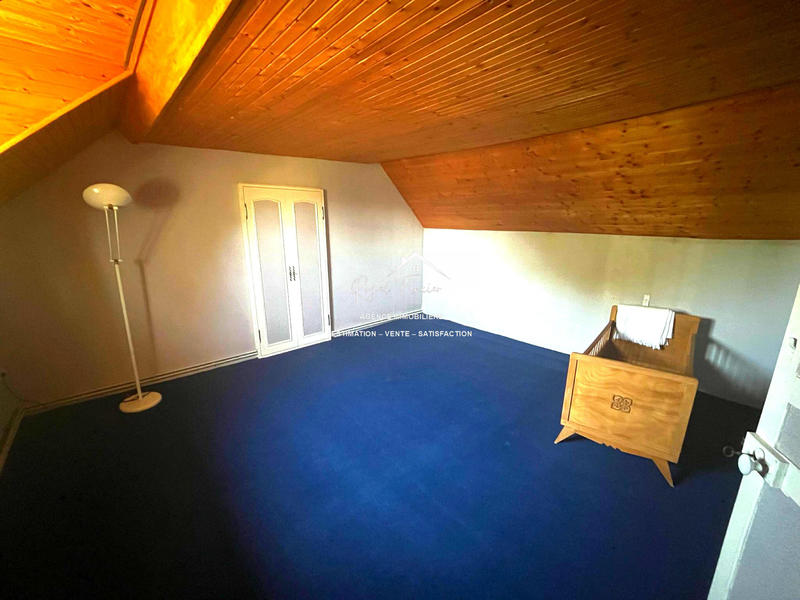 Maison ancienne - 137 m² - 9 pièces