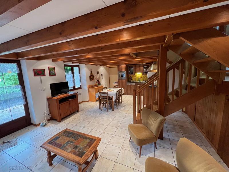 Corps de ferme - 195 m² - 9 pièces