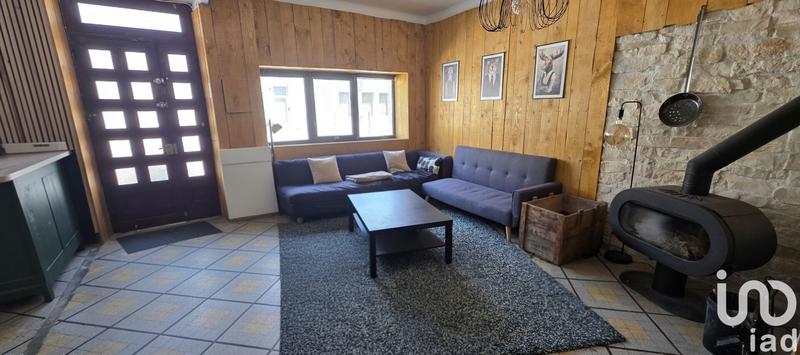 Maison - 280 m² - 9 pièces