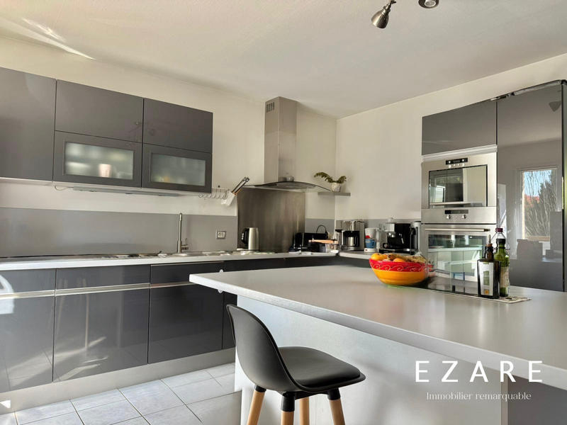 Maison - 140 m² - 6 pièces