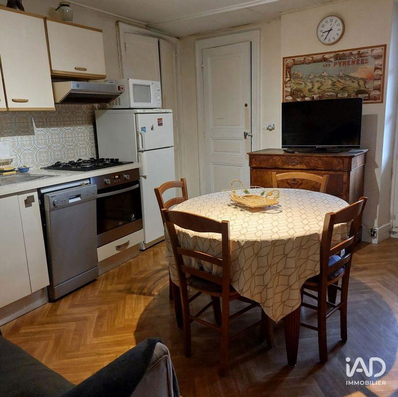 Maison - 335 m² - 5 pièces