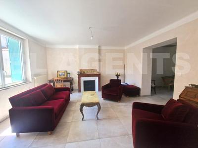 Maison - 122 m² - 3 pièces