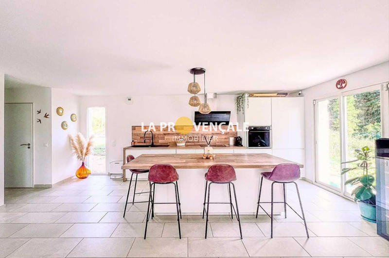 Maison - 108 m² - 5 pièces