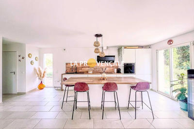 Maison - 108 m² - 5 pièces