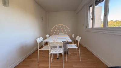 Appartement - 75 m² - 4 pièces