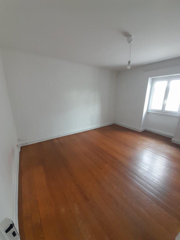 Appartement ancien - 95 m² - 4 pièces