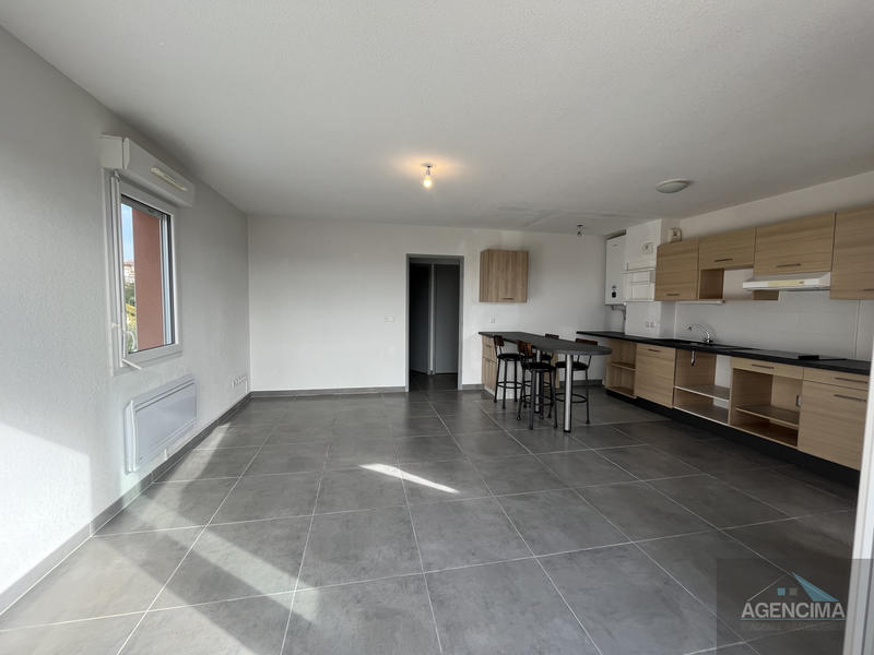 Appartement - 59 m² - 5 pièces