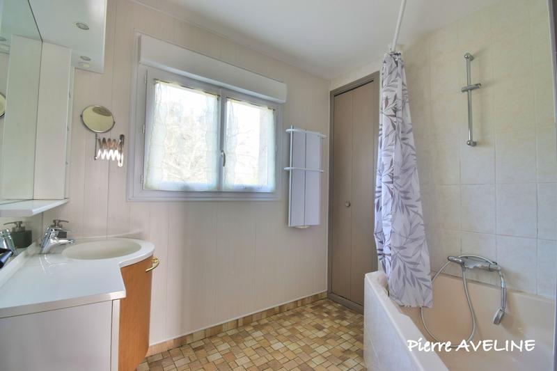 Maison - 165 m² - 6 pièces