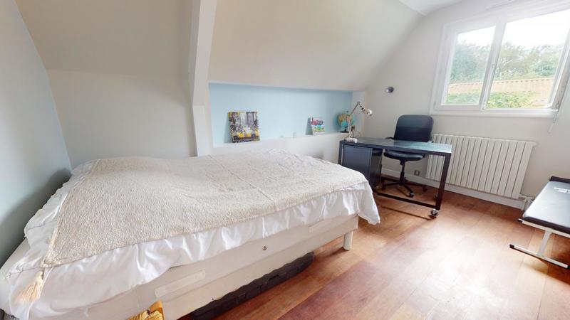 Maison - 205 m² - 7 pièces