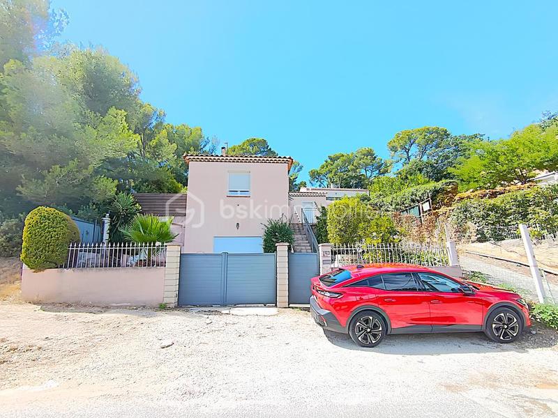 Maison - 112 m² - 5 pièces