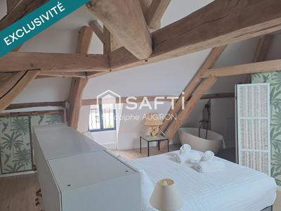 Maison - 210 m² - 7 pièces