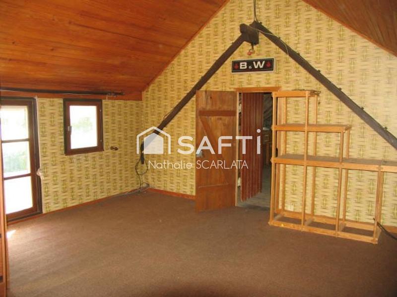 Maison - 92 m² - 5 pièces