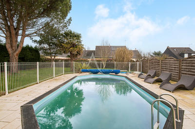 Maison - 136 m² - 6 pièces