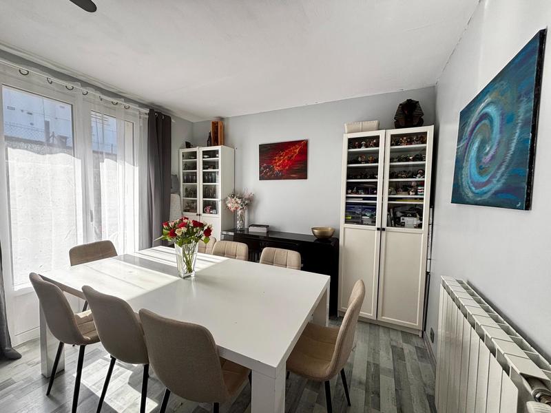 Maison - 110 m² - 6 pièces