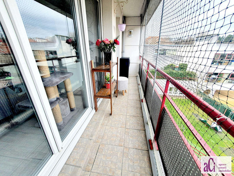 Appartement - 64 m² - 3 pièces