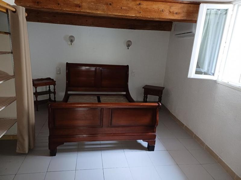 Maison en pierre - 81 m² - 5 pièces