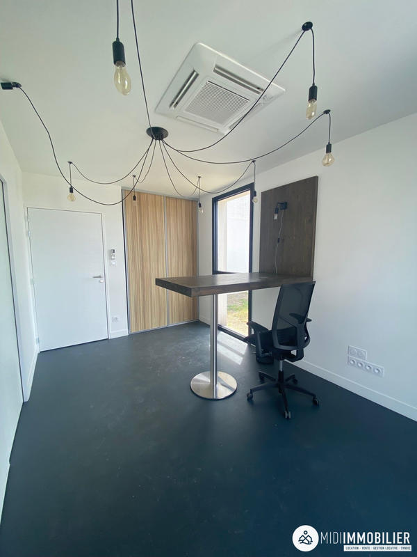 Local d'activités - 43 m² - 2 pièces