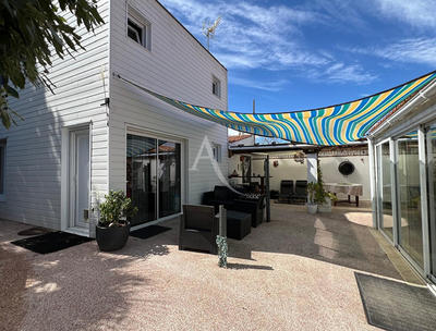 Maison - 172 m² - 5 pièces