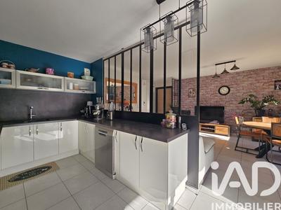 Appartement - 80 m² - 4 pièces