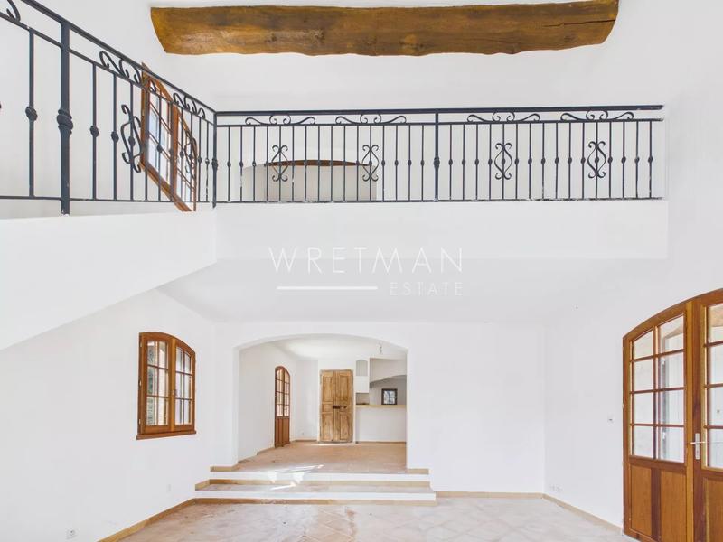 Propriété - 366 m² - 11 pièces