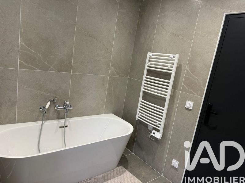 Maison - 145 m² - 5 pièces