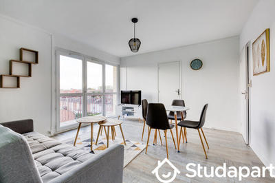 Chambre - 66 m² - 1 pièce