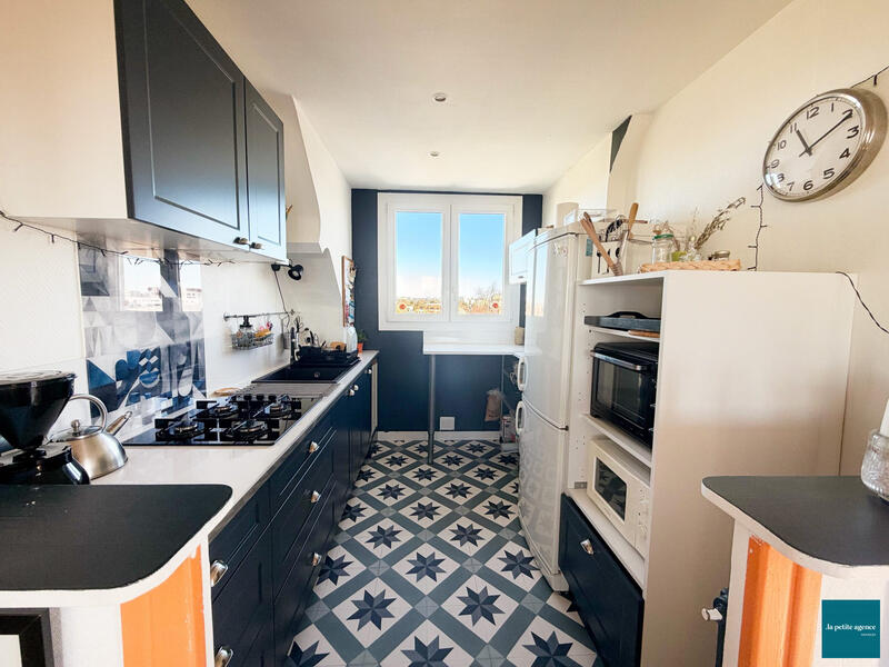 Appartement - 64 m² - 3 pièces