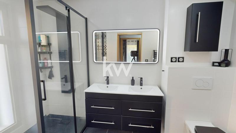 Maison - 150 m² - 7 pièces