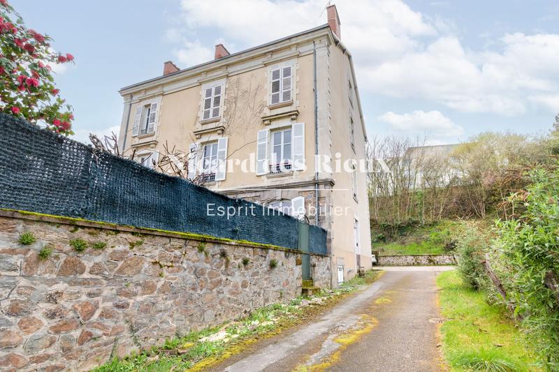 Appartement - 115 m² - 3 pièces