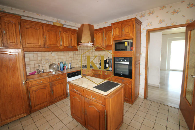 Maison - 148 m² - 7 pièces