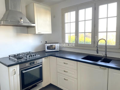 Maison - 98 m² - 4 pièces