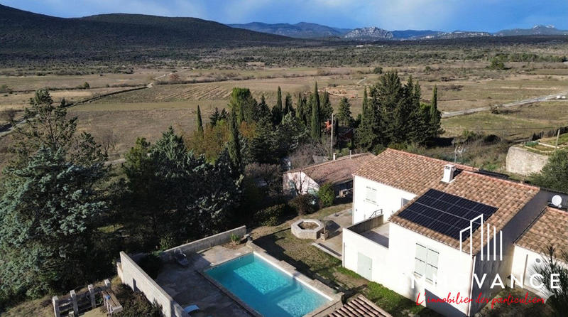 Maison - 163 m² - 6 pièces